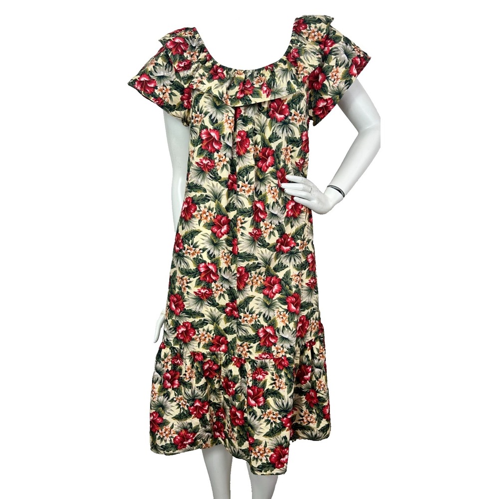 Hilo Hattie Hawaiian Floral Dress Muumuu Size Medium Ruffle Short Sleeve USA EUC